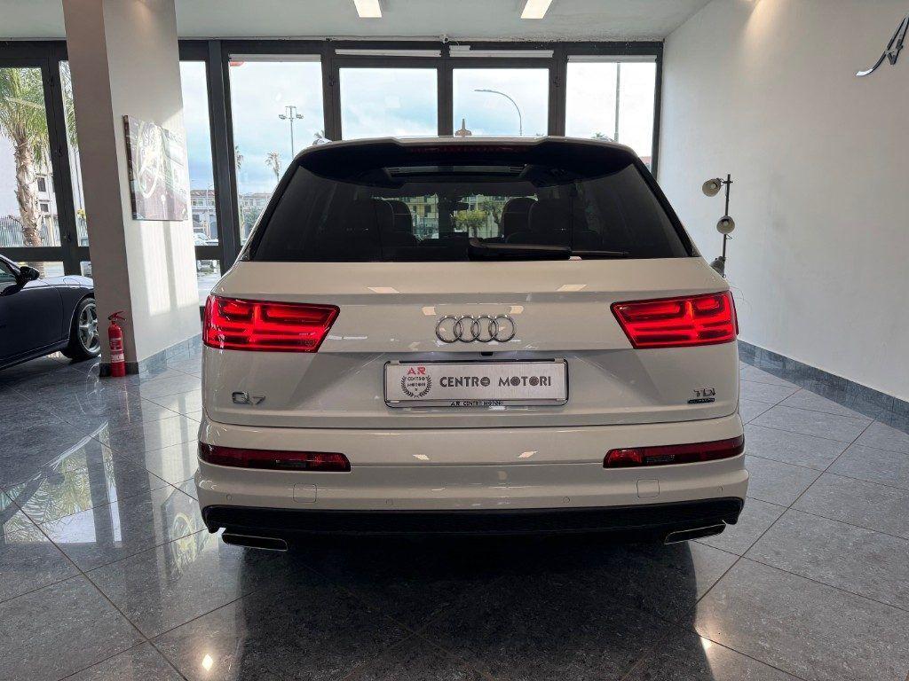 Audi Q7 3.0 TDI 272 CV quattro S-line Tetto Matrix Schermi