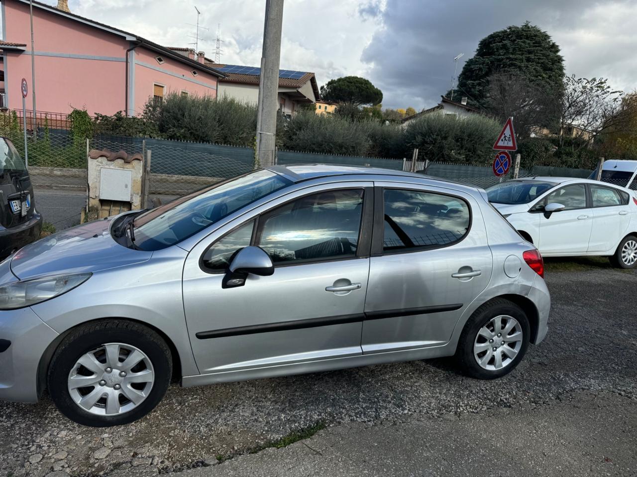 Peugeot 207 1.4 8V 75CV 5p. X Line ECO GPL OK Neopatentati