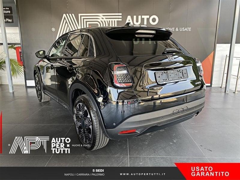 FIAT 600 600 1.2 hybrid La Prima 110cv auto