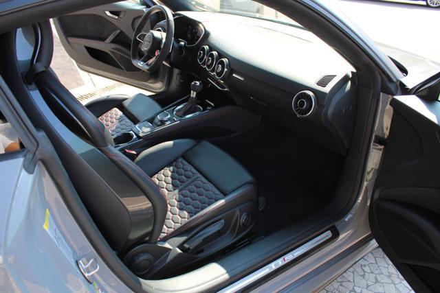 AUDI TT RS Coupé 2.5TFSI quattro SCARICO-MATRIX