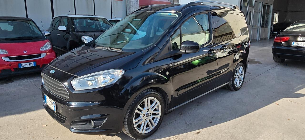 Ford Tourneo Courier 1.5 TDCI 75 CV Titanium