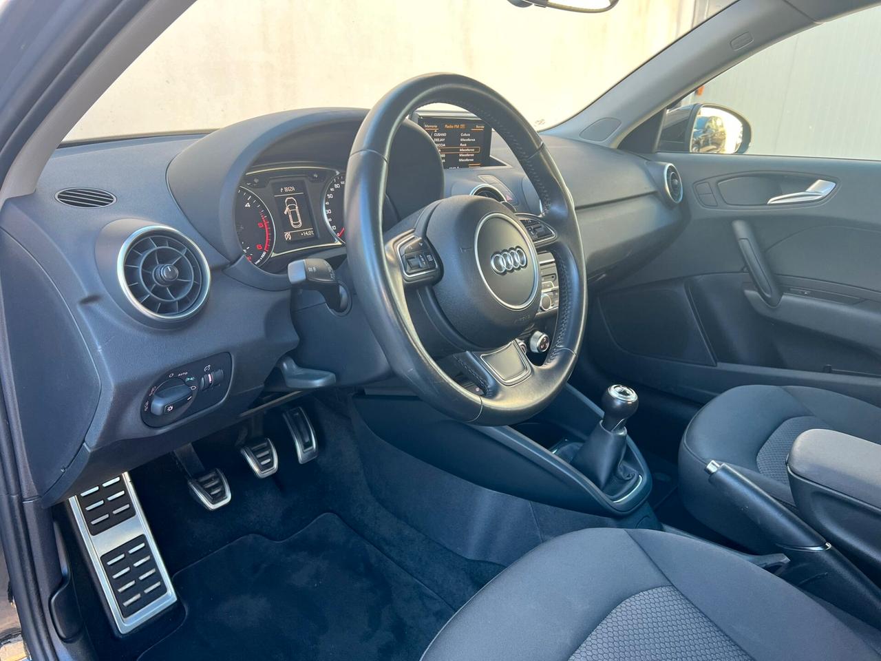 AUDI A1 SPB 1.4 TDI 90CV 2017!!! ADMIRED!!