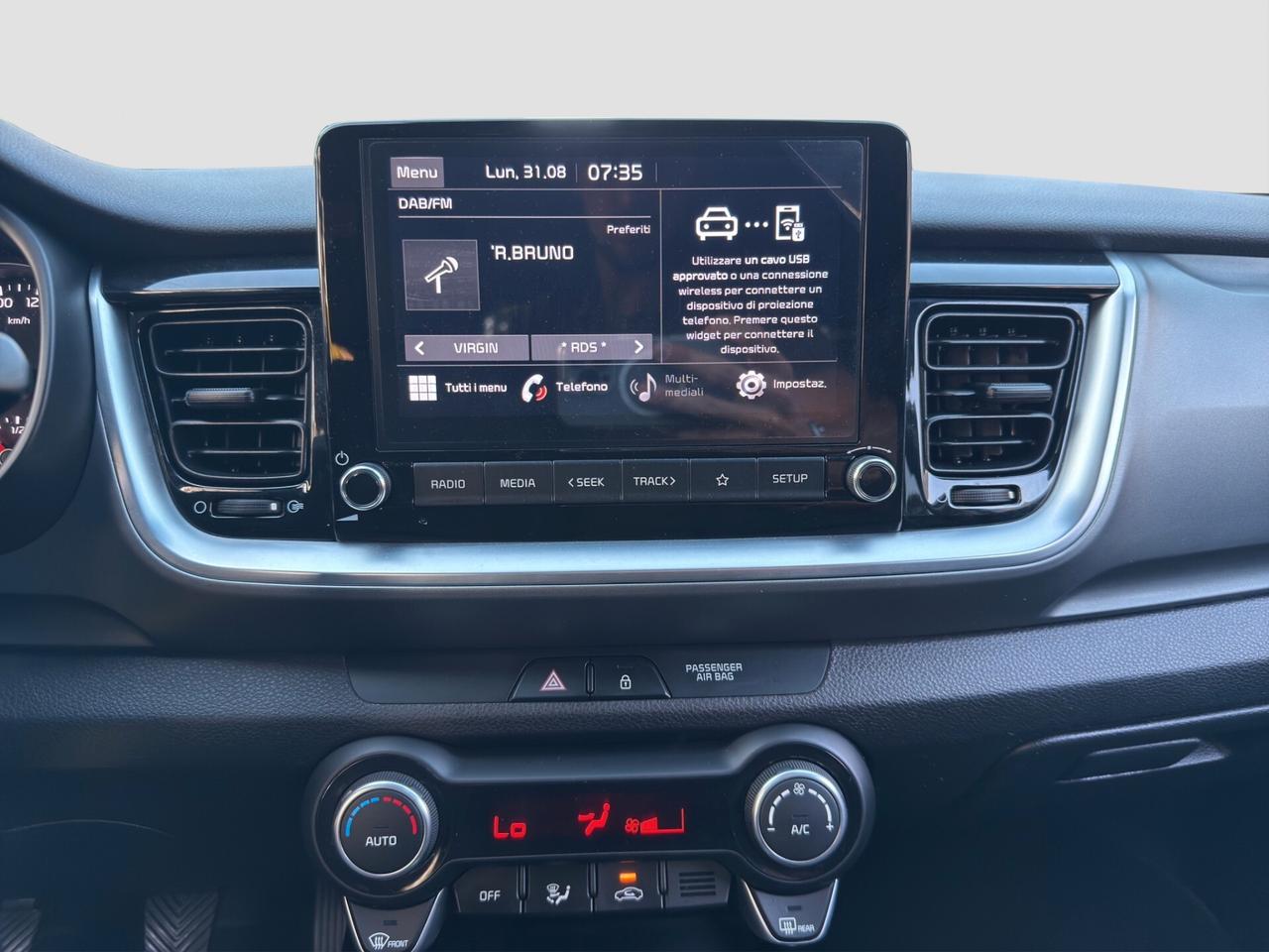Kia Stonic 1.0 T-GDi 100 CV MHEV iMT Style