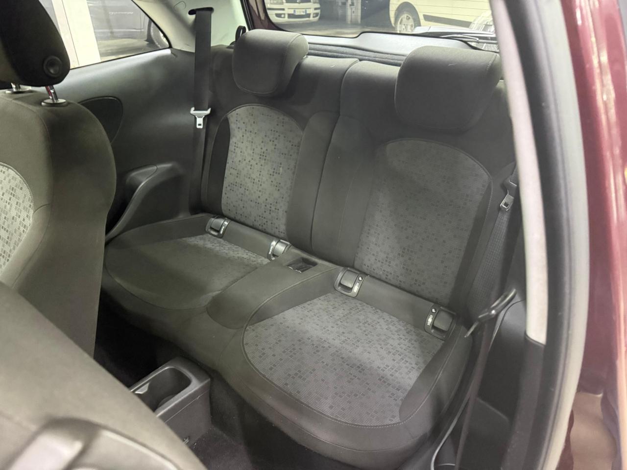 Opel Adam 1.2 70 CV NEOPATENTATI