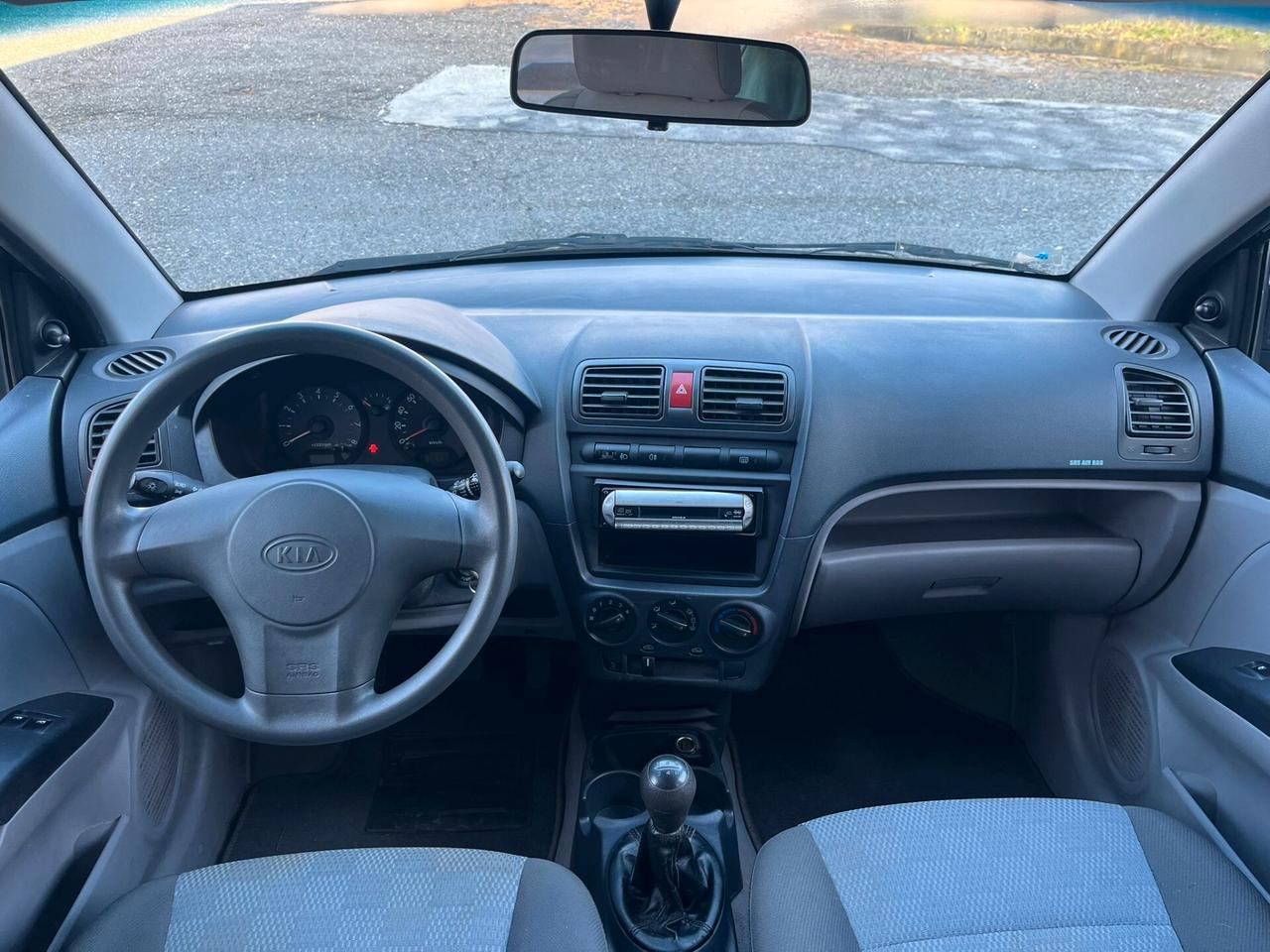 Kia Picanto 1.0