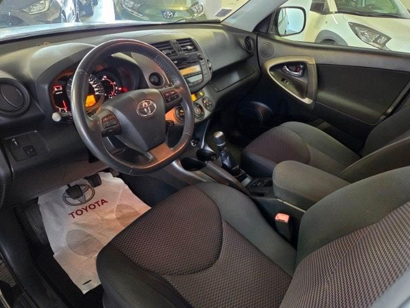 Toyota RAV4 3ª serie Crossport 2.2 D-4D 150 CV DPF