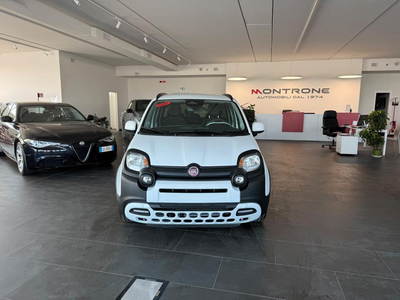 Fiat Panda Pandina 1.0 FireFly 65 CV Hybrid Cross