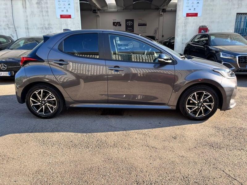 Toyota Yaris Hybrid Lounge MY22