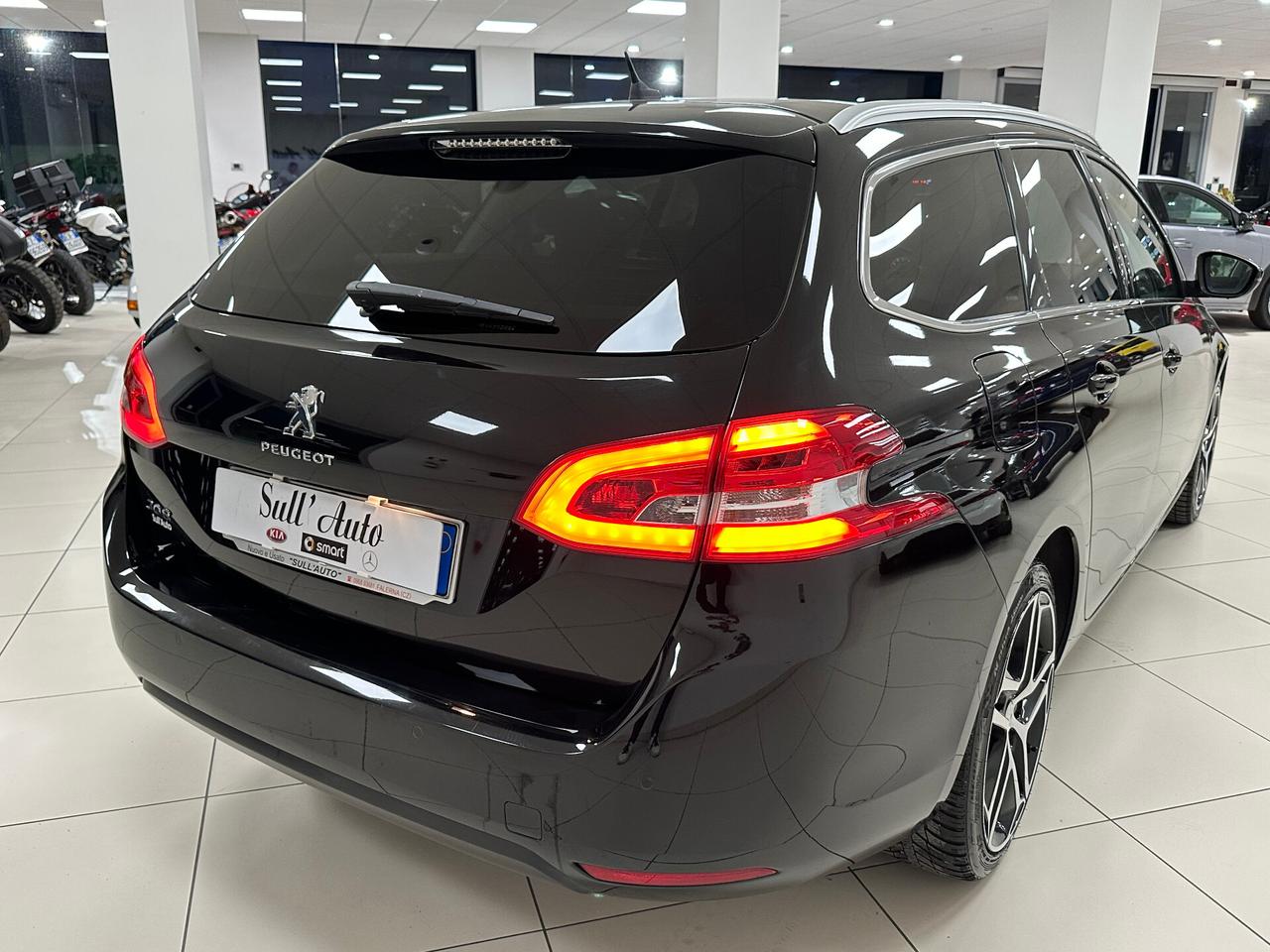Peugeot 308 BlueHDi 120 S&S SW Allure - 2018