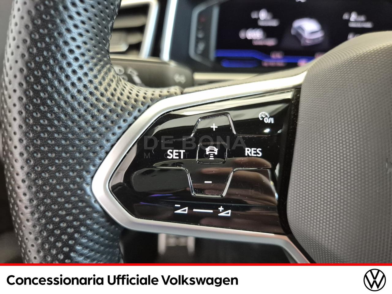 Volkswagen T-Roc 1.5 tsi r-line