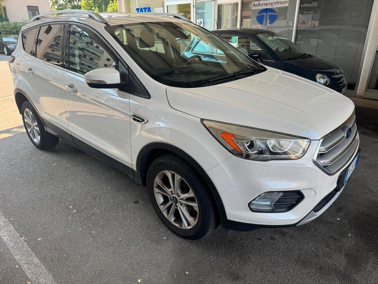 Ford Kuga 2.0 TDCI 150 CV S&S 4WD Powershift Business