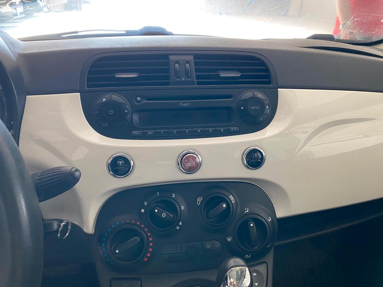 FIAT 500 1.2 LOUNGE 69CV - CAMBIO AUTOMATICO, TETTO, NEOPATENTATI