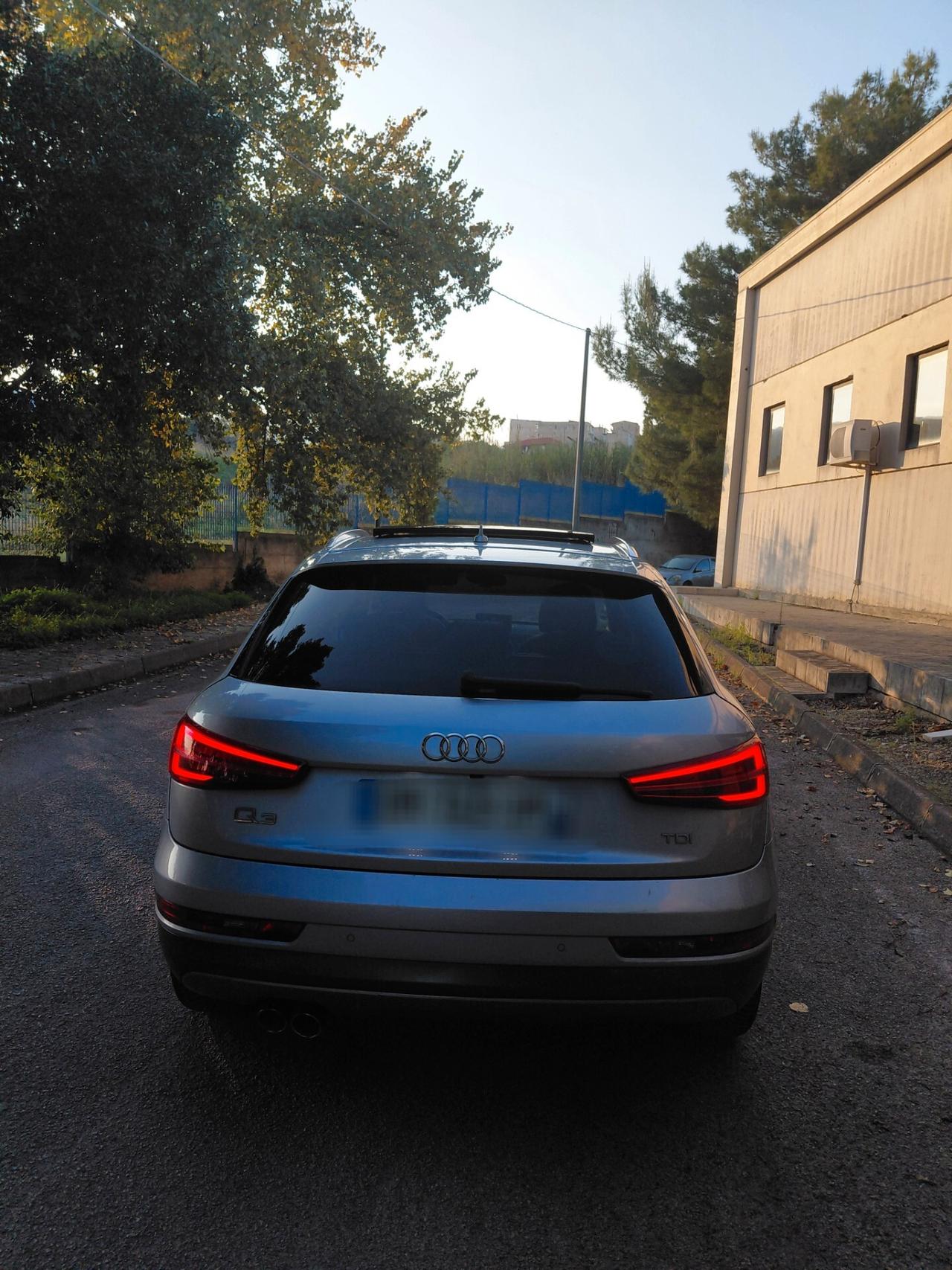 Audi Q3 2.0 TDI 150 CV Design