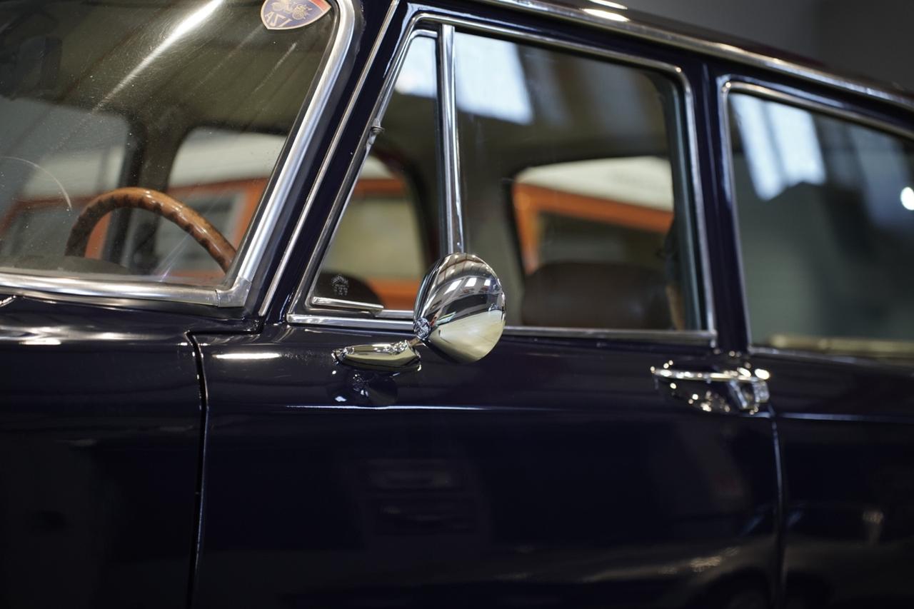 Alfa Romeo Giulia 2000