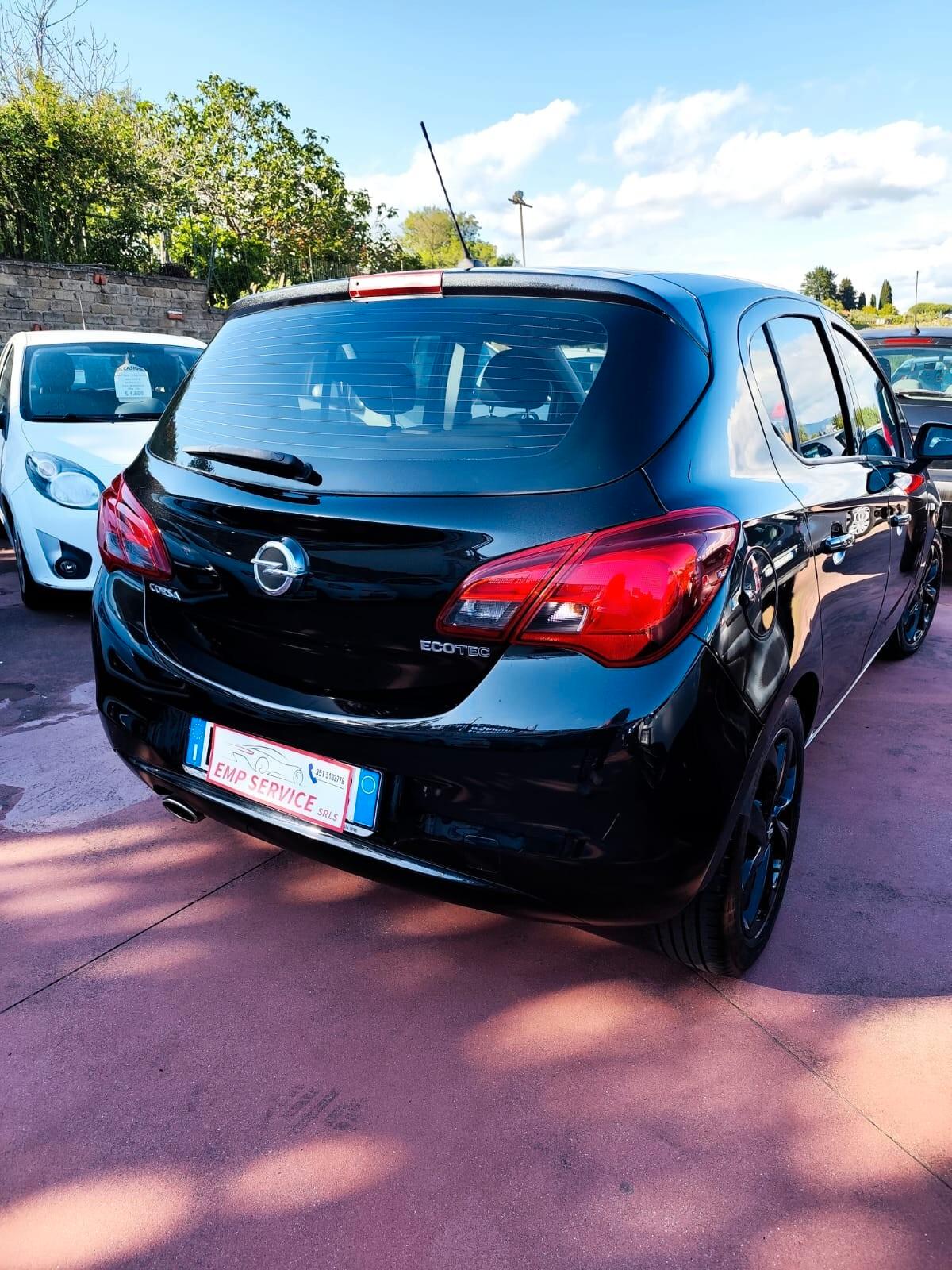 Opel Corsa 1.2 5P B-Color