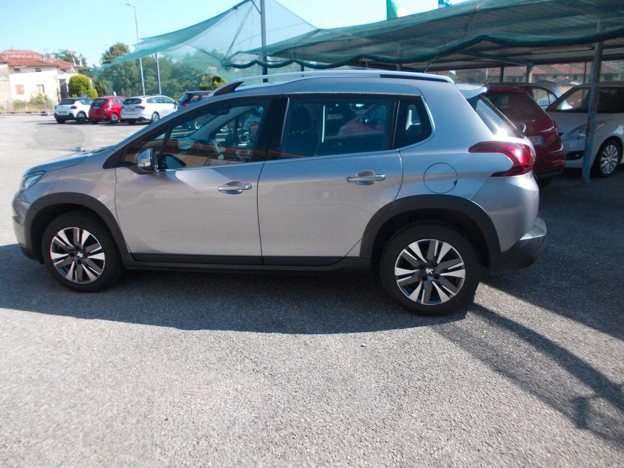 Peugeot 2008 12 PureTech Allure-KM57711 SI NEOPATENTATI