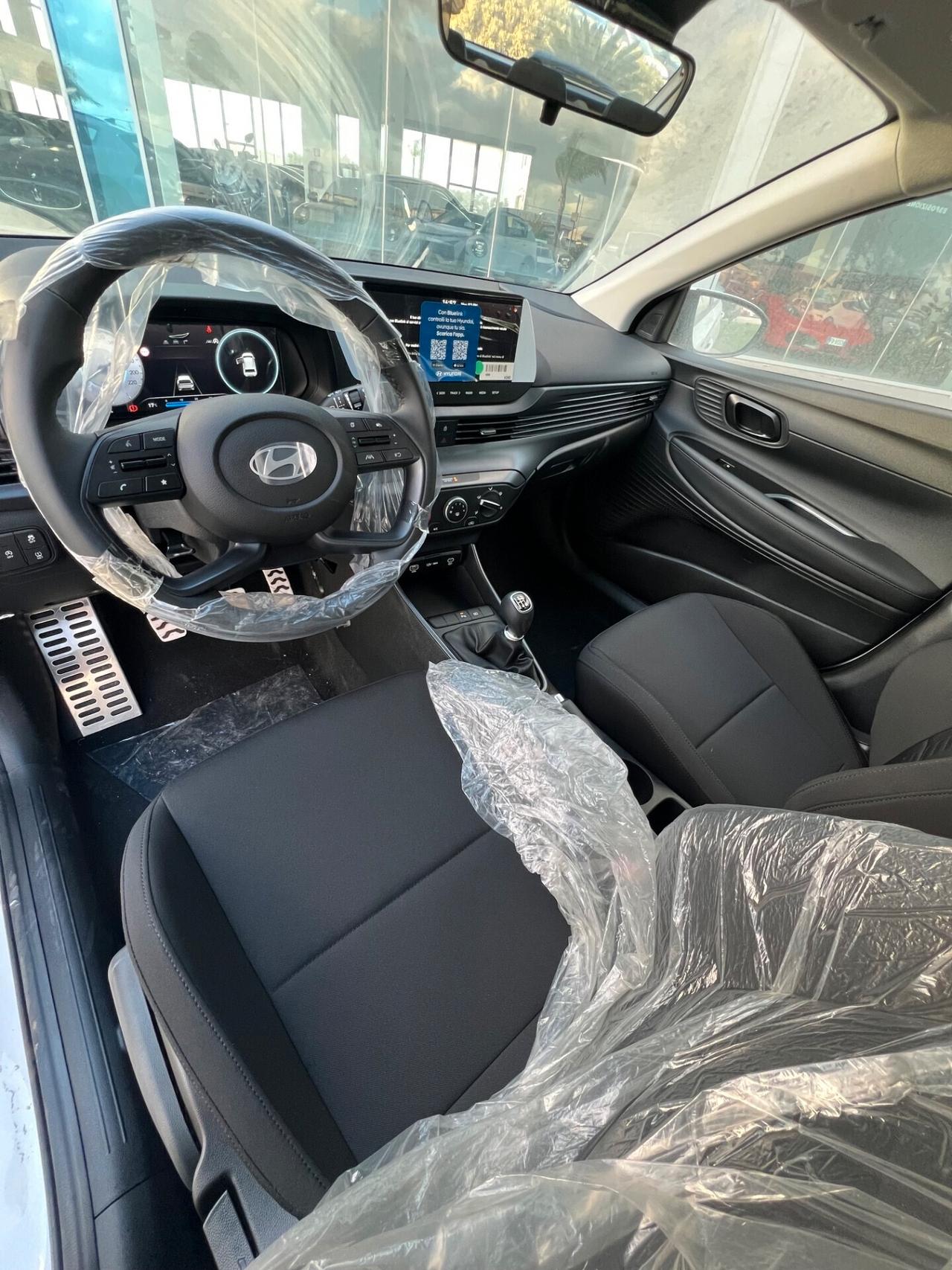 Hyundai Bayon 1.2 MPI MT XLine Super Offerta T-Stock