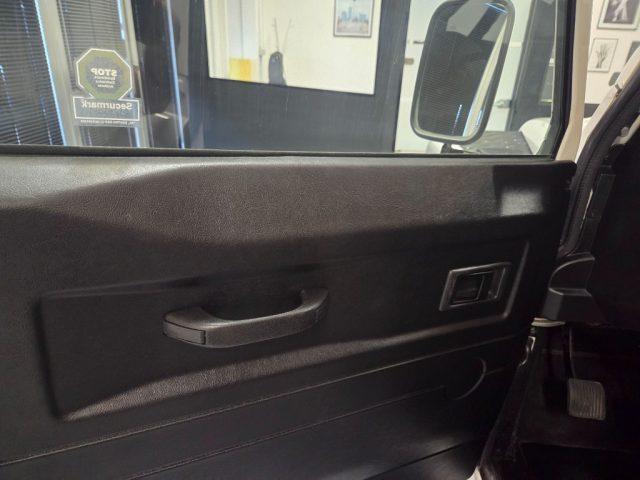 LAND ROVER Defender 90 2.4 TD4 PERFETTA