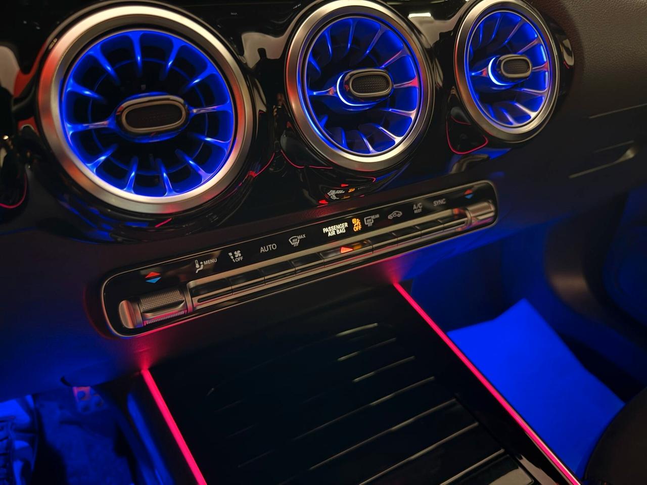 Mercedes-benz GLA Automatic Premium Night EDITION