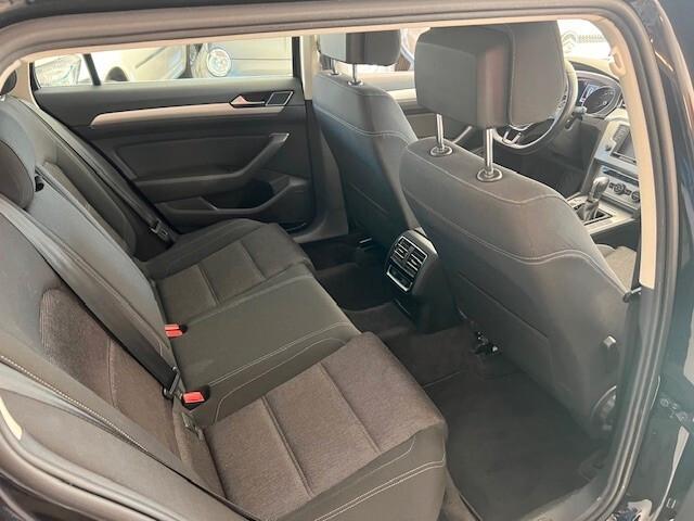 PASSAT VARIANT 2.0 TDI 150CV BUSINESS DSG 83.000KM UNICO PROPRIETARIO TAGLIANDI CERTIFICATI