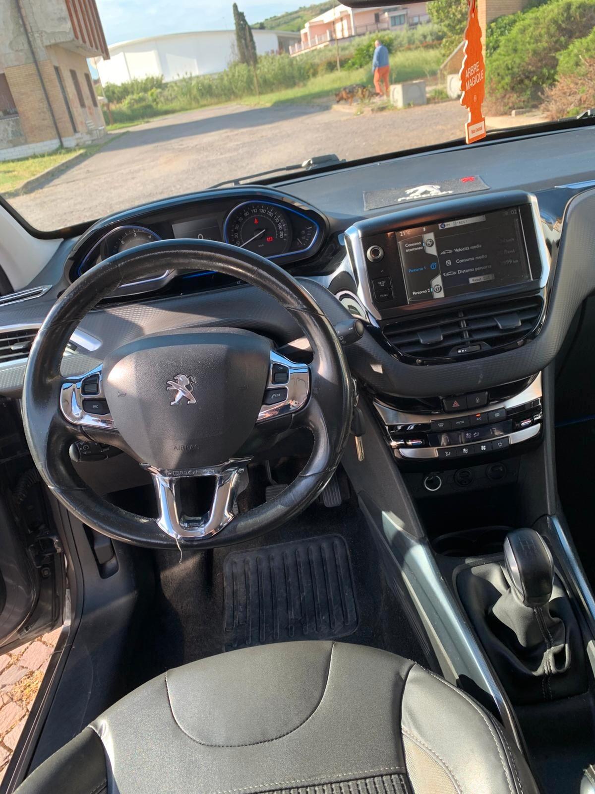Peugeot 2008 1.6 e-HDi 92 CV