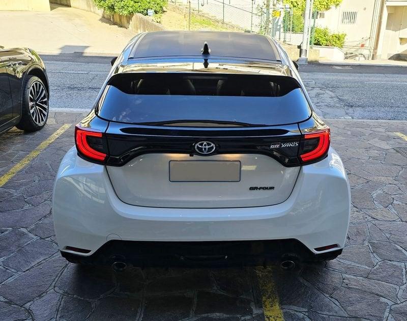 Toyota Yaris 1.6 Turbo GR Circuit High Performance Packet BELLISSIMA