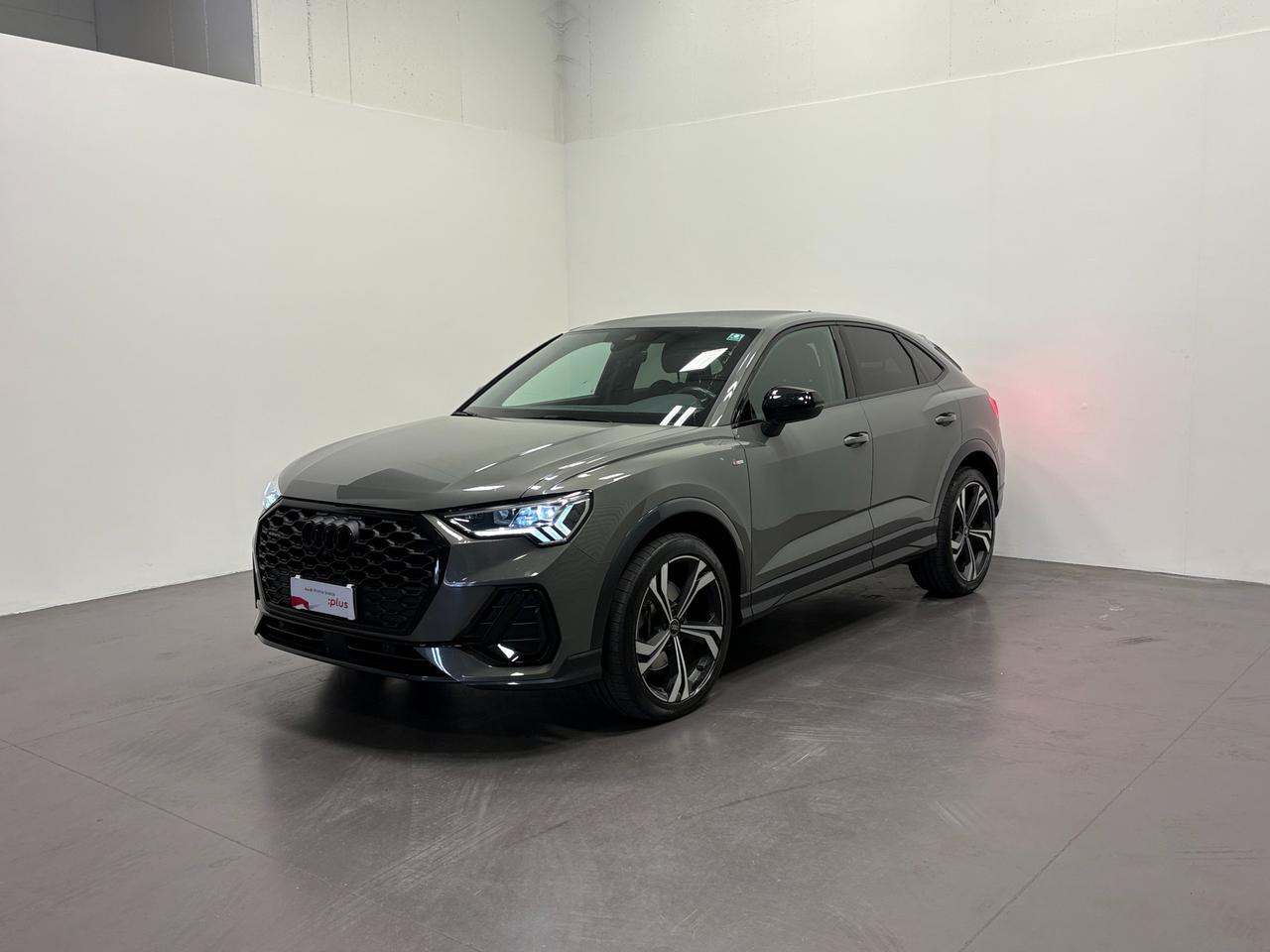 AUDI Q3 SPORTBACK 45 TFSI S-TRONIC QUATTRO IDENTITY BLACK