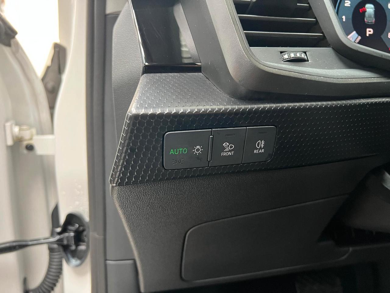 Audi A1 SPB 30 TFSI S tronic SOLO 19000KM