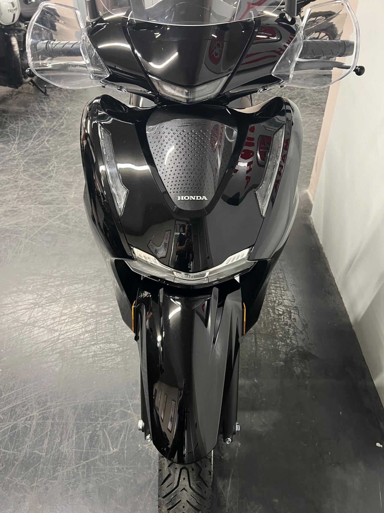 Honda SH 350 i