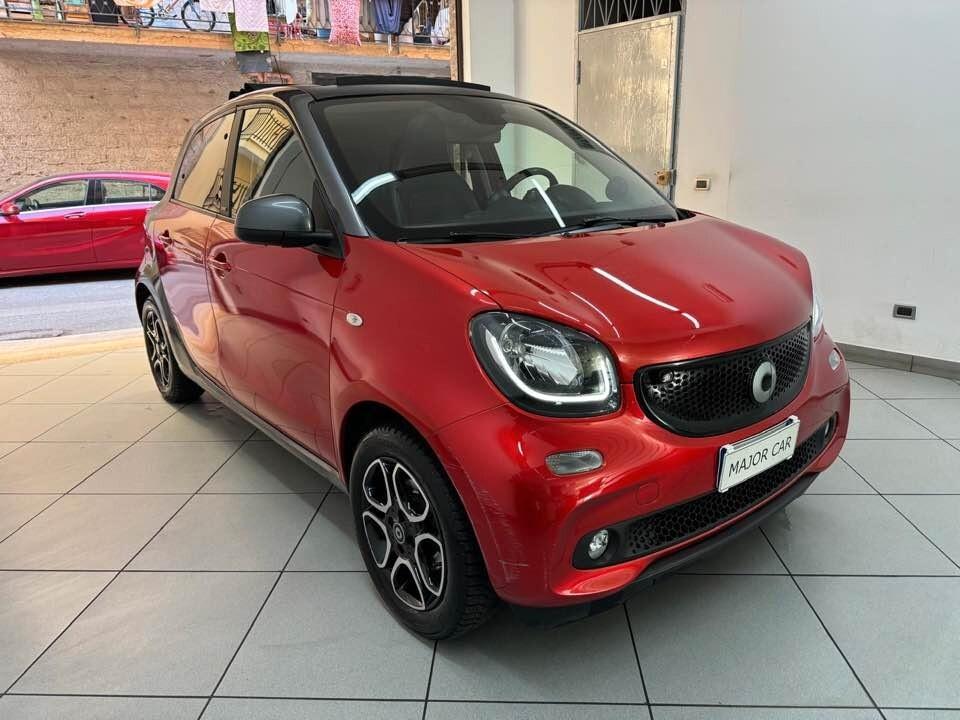 Smart ForFour Cabrio 1.0 Benzina 90 CV Twinamic Turbo