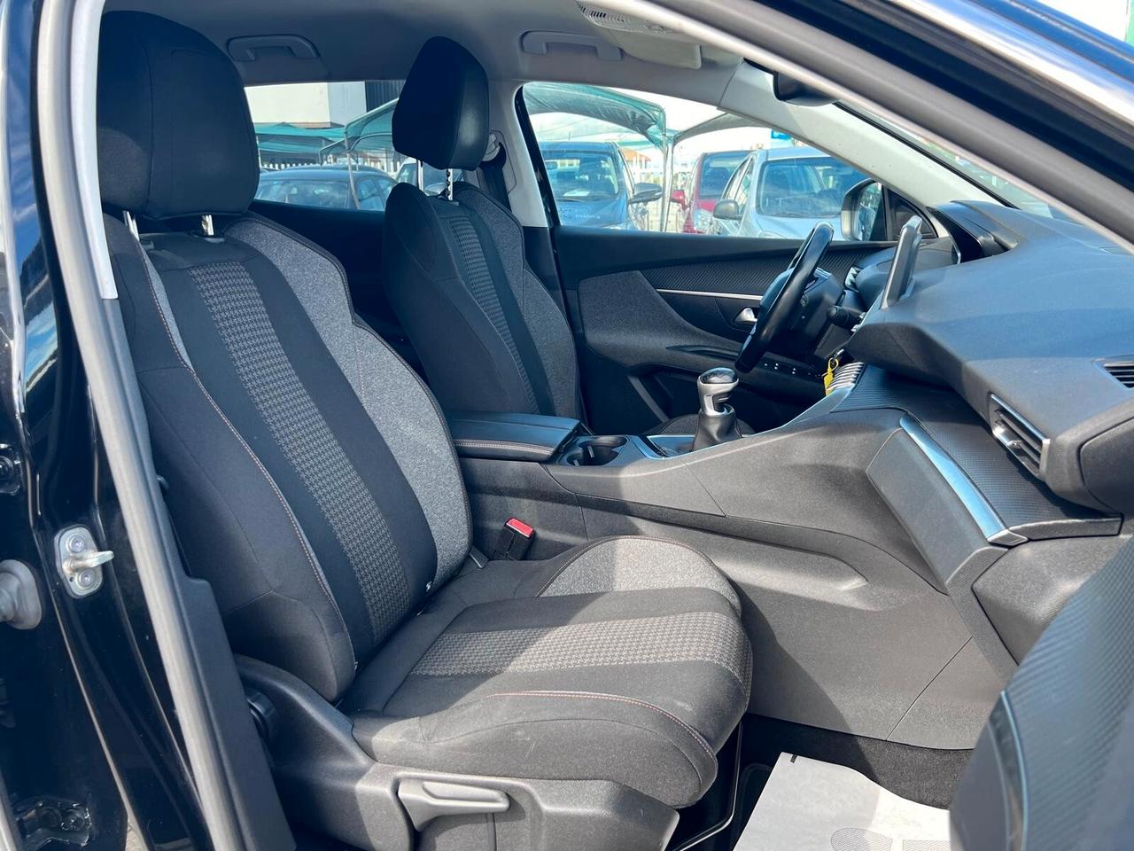 Peugeot 3008 BlueHDi 130 S&S Allure