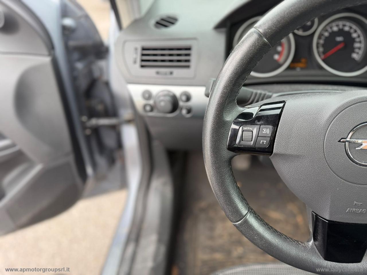 OPEL Astra 1.6 16V VVT 5p. Club