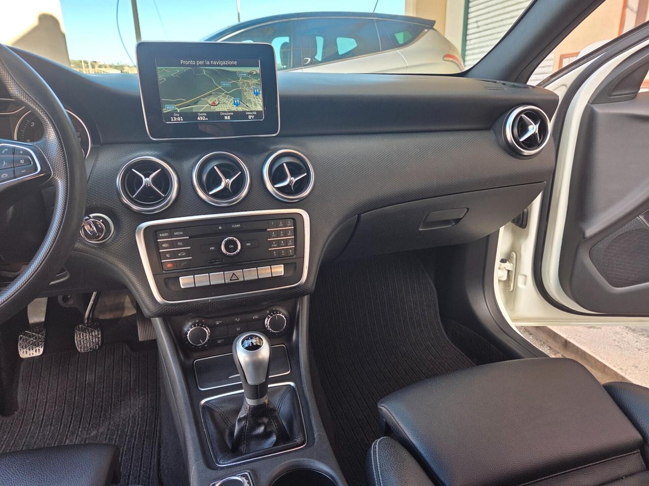 MERCEDES A180 1.5 DCI 110 CV ANNO 2016 KM CERTIF