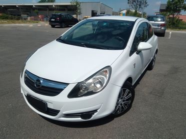 Opel Corsa 1.2 80CV 3 porte GPL-TECH Club x neopatentati