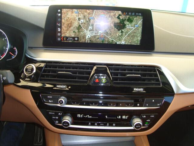 Bmw 520d Touring M SPORT 190CV 2018