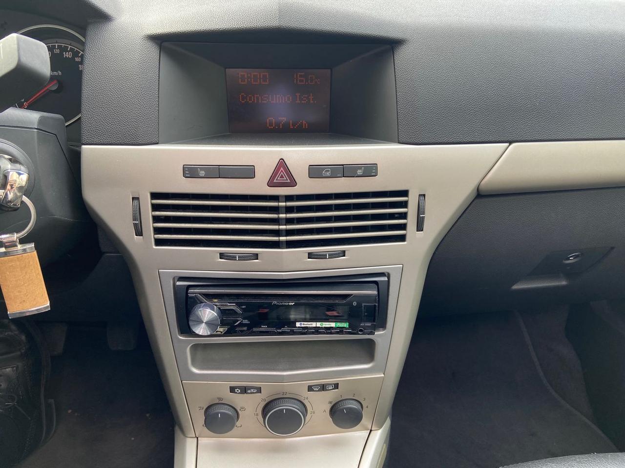 Opel Astra Elegance 1.8 Eco Tec #10217