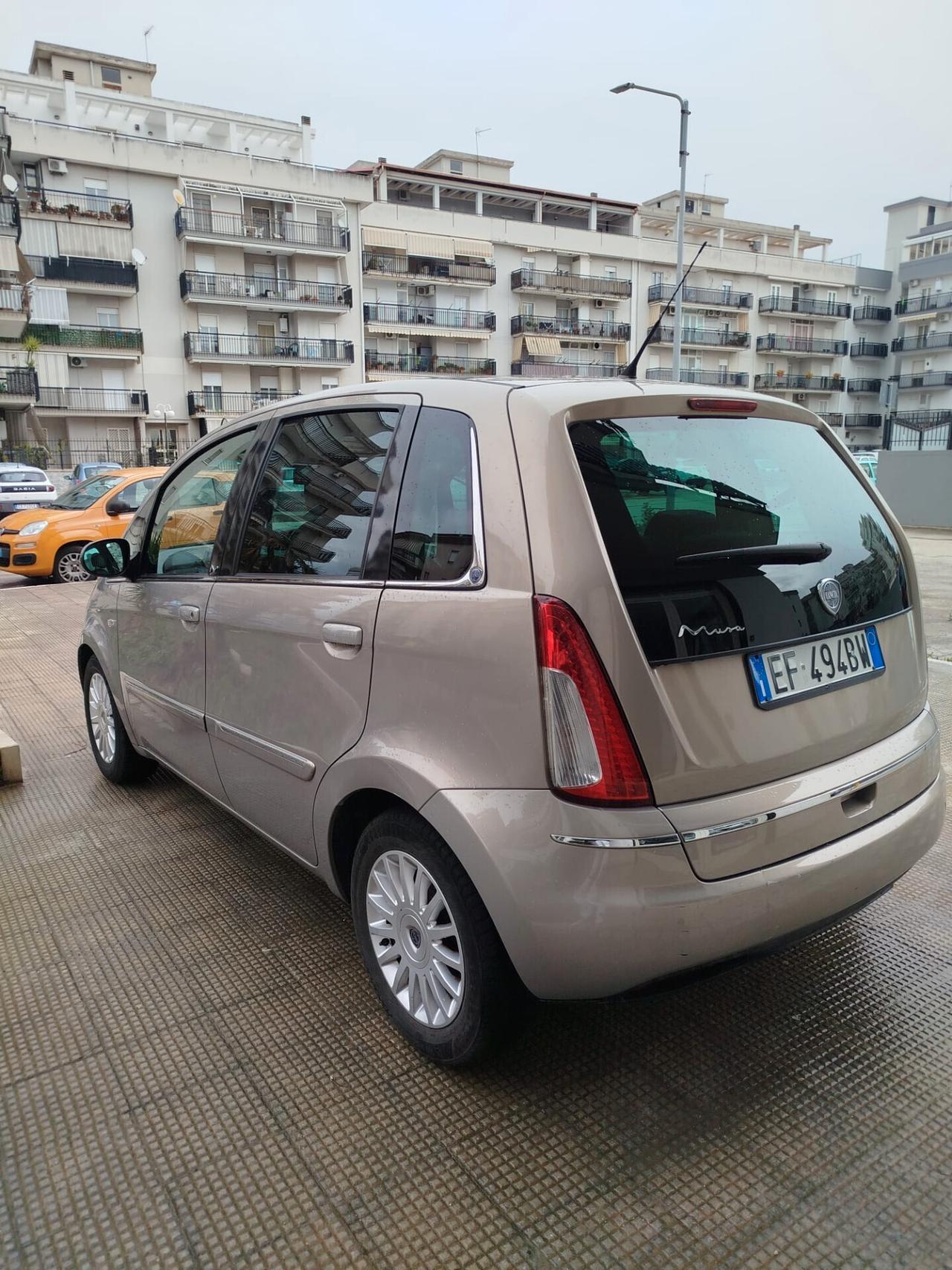 Lancia MUSA 1.4 16V EURO 5 S&S Platino