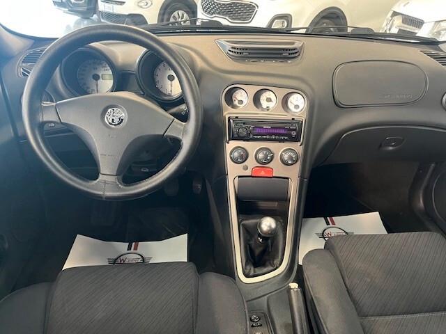 Alfa Romeo 156 1.6i 16V Twin Spark cat Progression