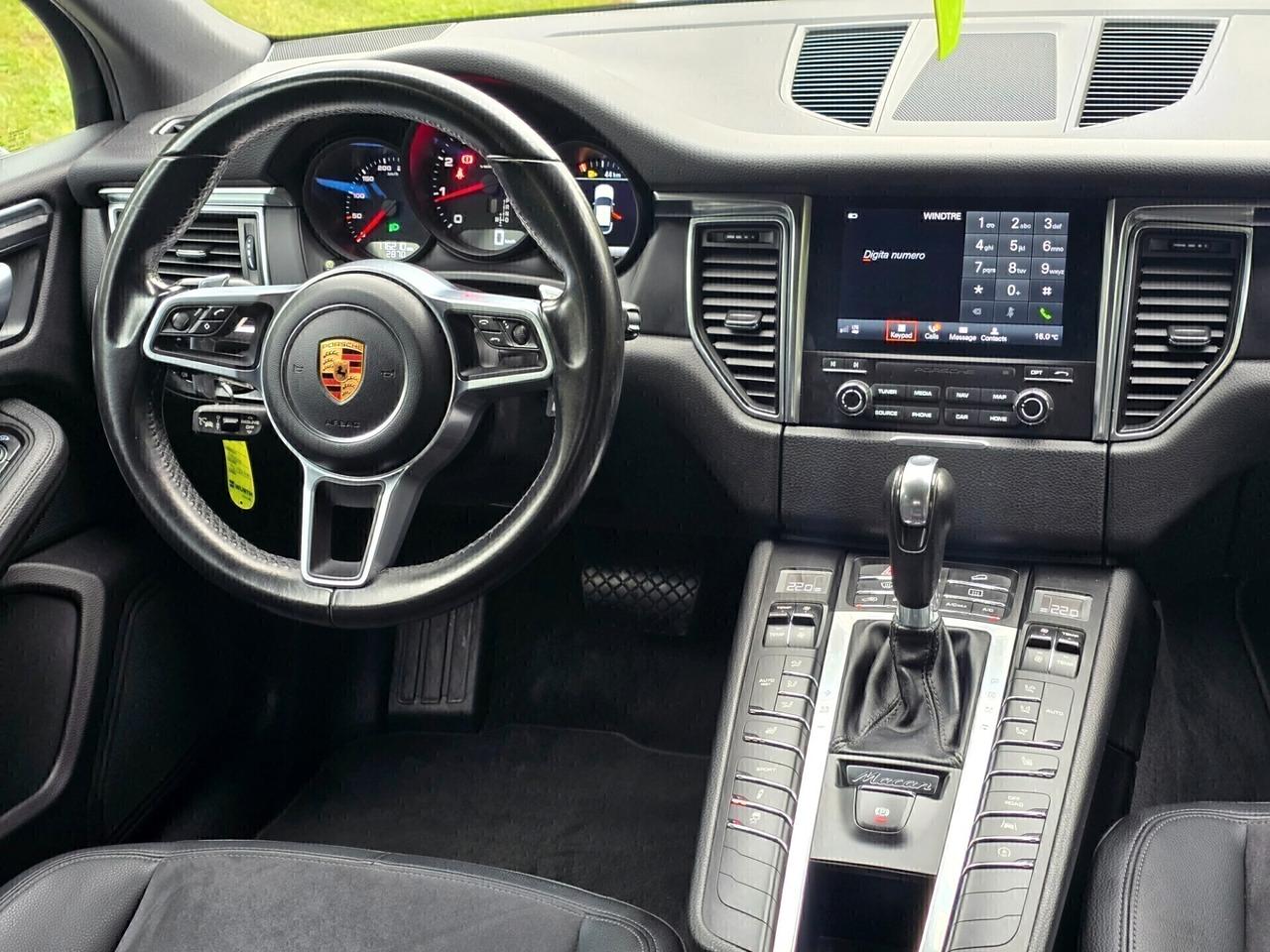 Porsche Macan 2.0 BENZINA 252 CAVALLI - 2018