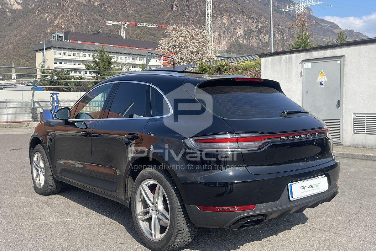 PORSCHE Macan 2.0