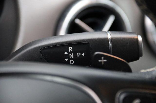 MERCEDES-BENZ CLA 180 S.W. Business