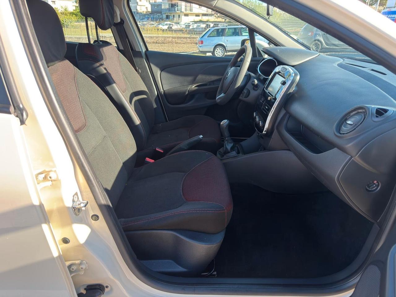 Renault Clio 1.5 dCi 75cv S&S 2016 NAVIGATORE