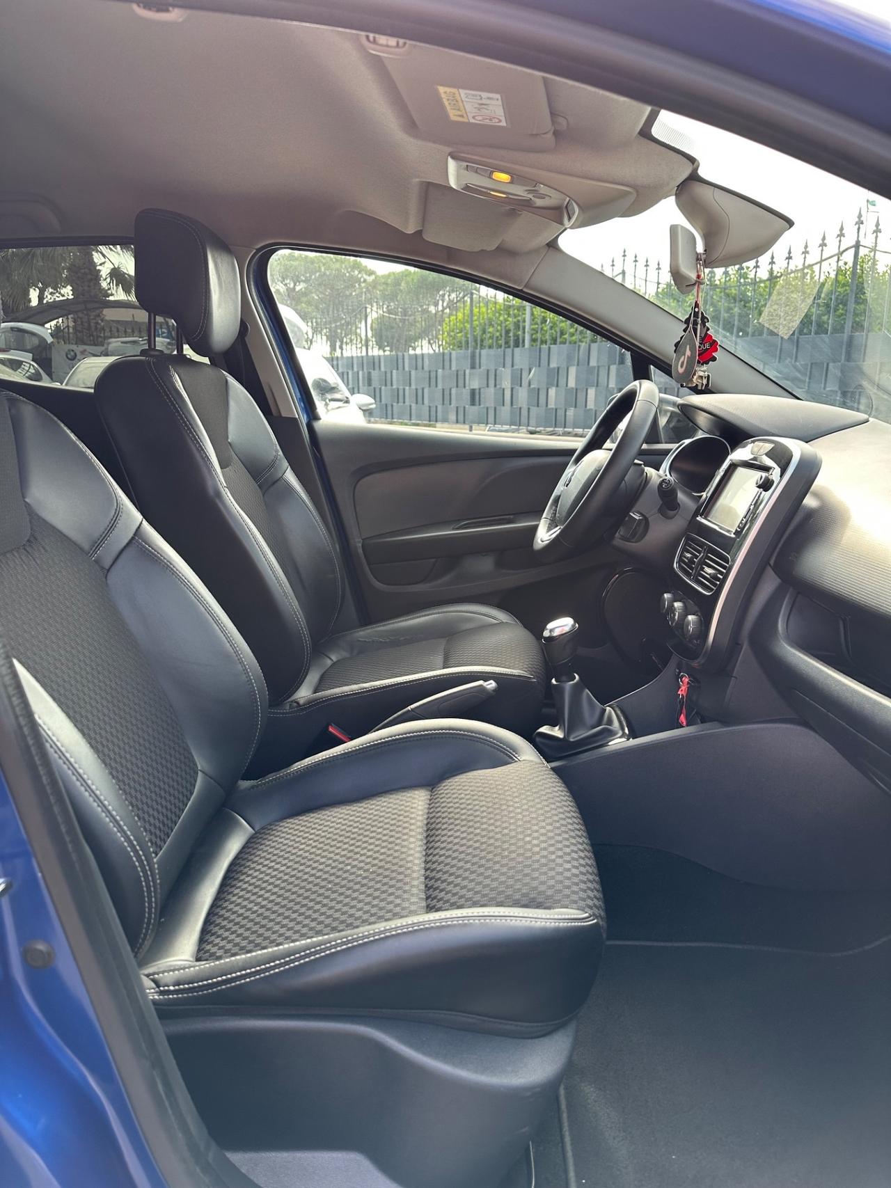 Renault Clio TCe 12V 90CV Start&Stop Duel 2018