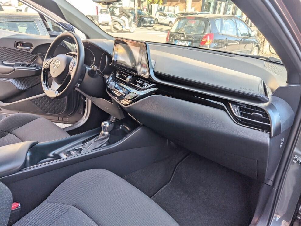 Toyota C-HR 1.8 Hybrid NAVI TAGLIANDATA