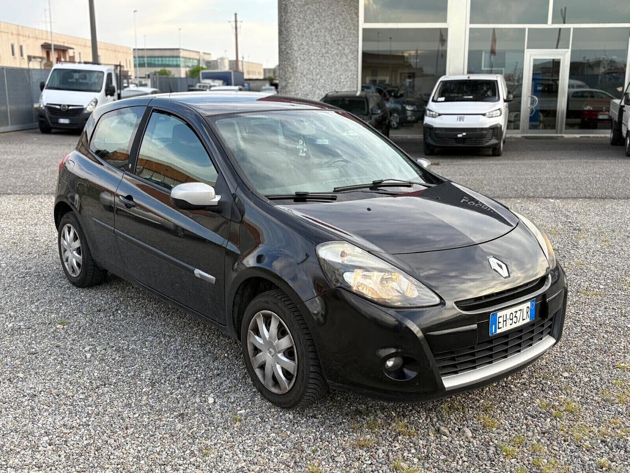 Renault Clio 1.2 16V TCE Dynamique NEOPATENTATI