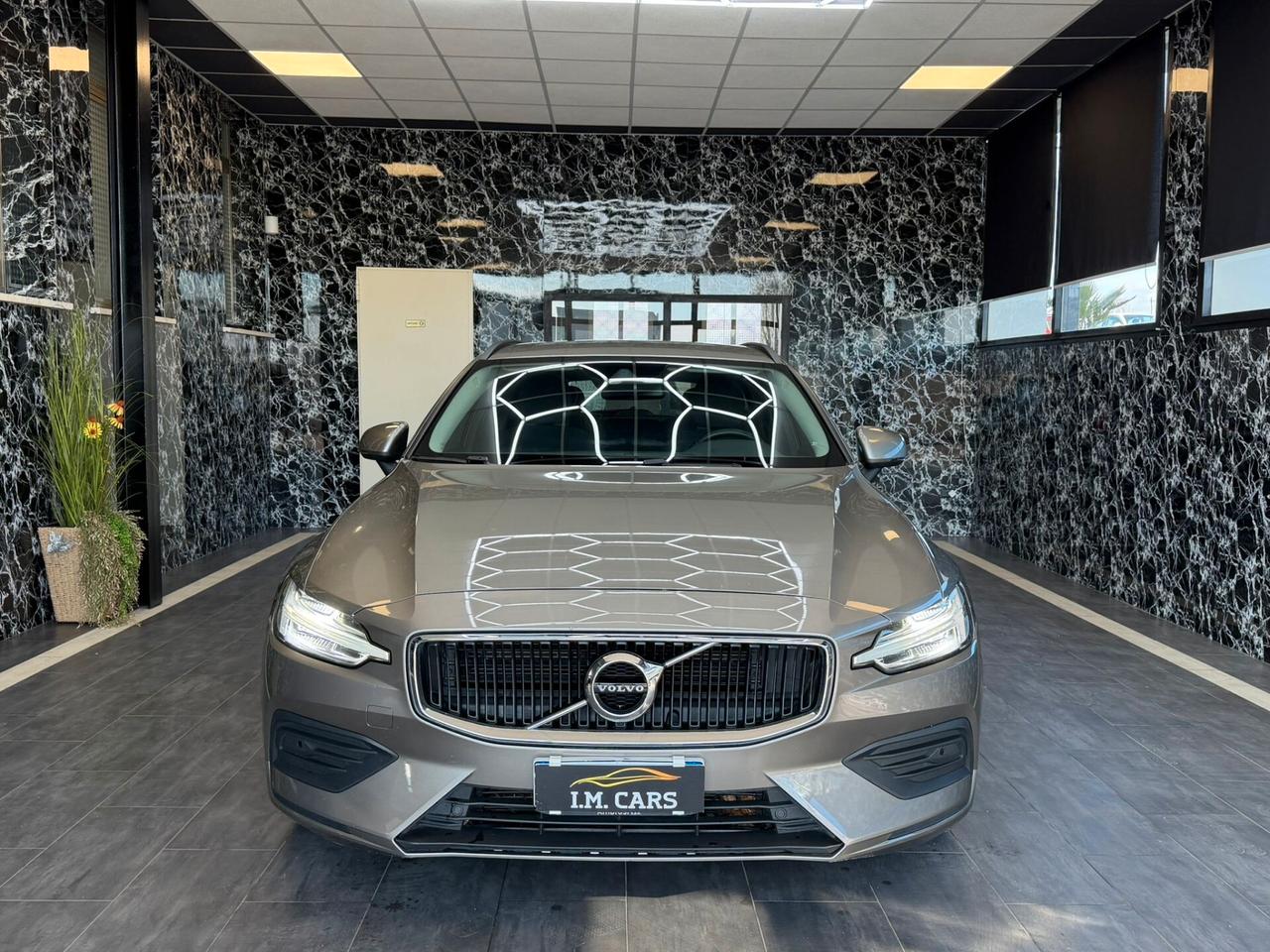 Volvo V60 B4 (d) Geartronic Momentum Business