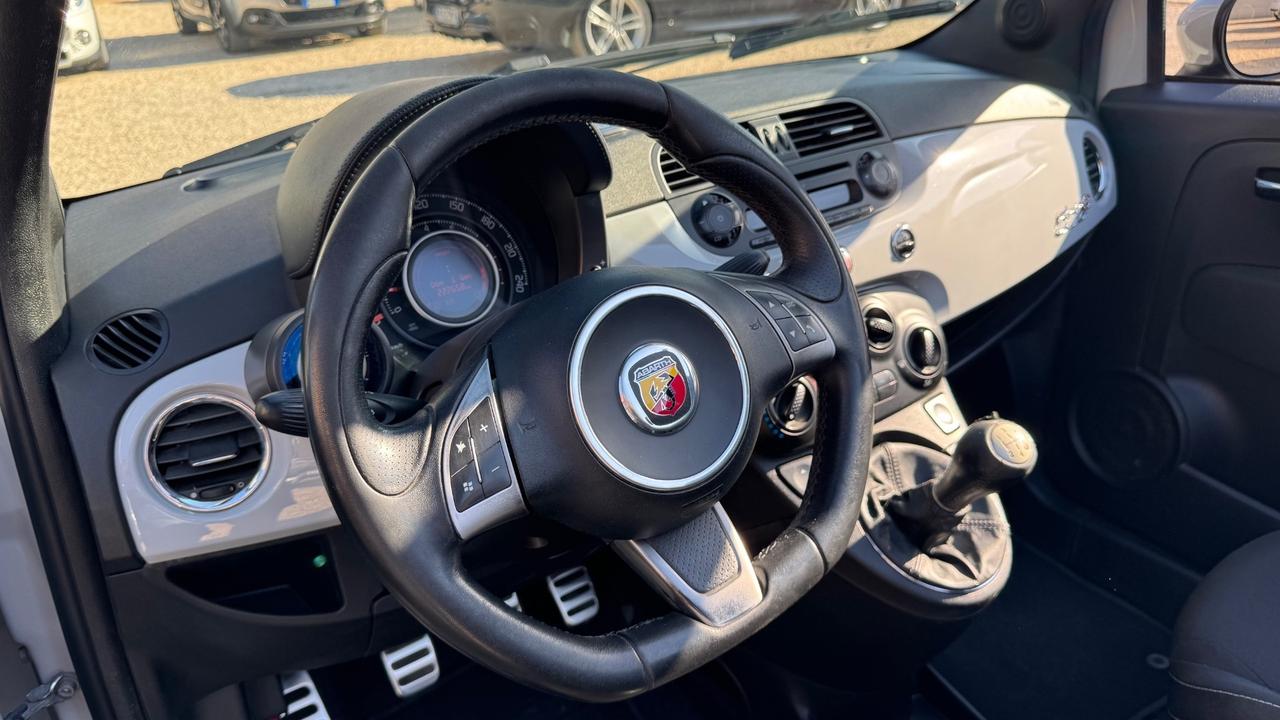 Abarth 500 C 1.4 Turbo T-Jet
