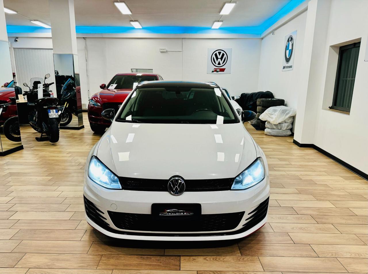 VW Golf 7 R-Line GTI PACK - 1.4 TSI 122CV DSG 5p High.