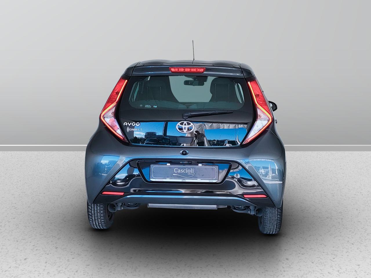 TOYOTA Aygo II 2018 5p - Aygo 5p 1.0 x-play m-mt 72cv