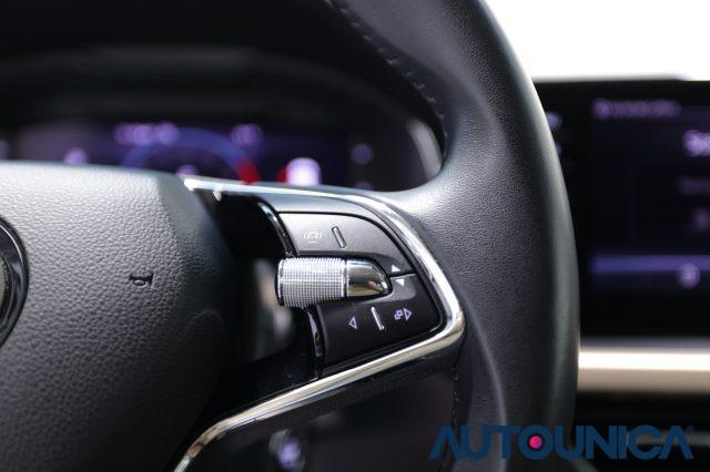 SKODA Kamiq 1.0 TSI 110 CV DSG STYLE FARI LED NEOPATENTATI